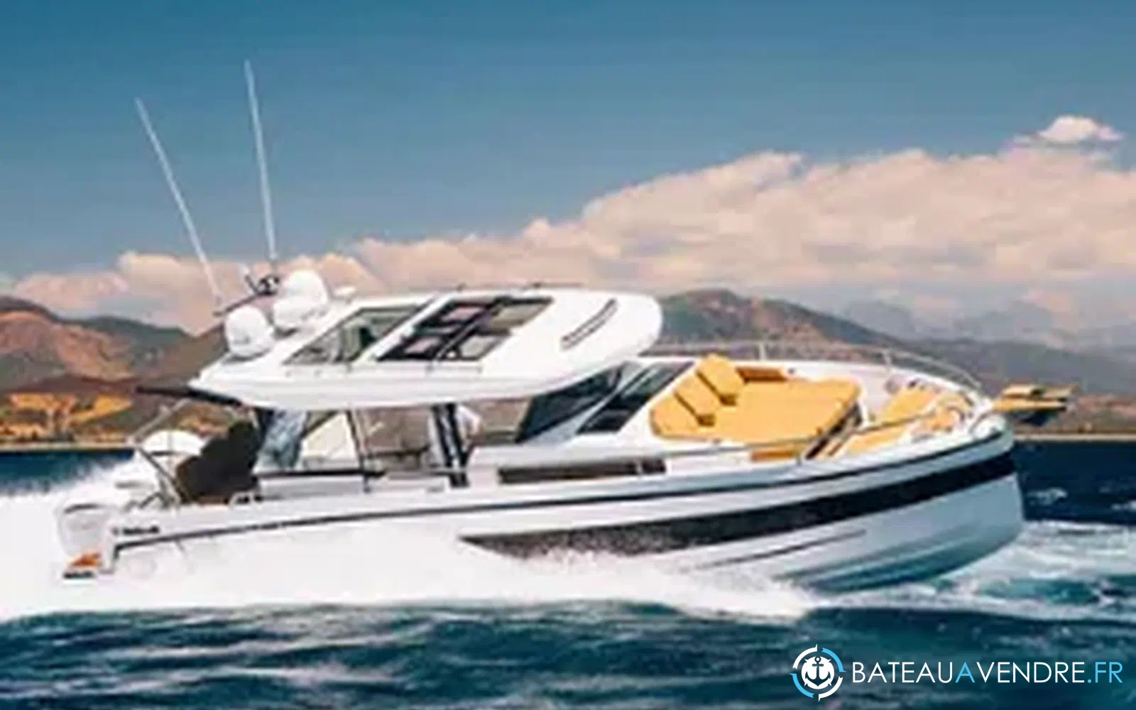 slider 0 Wellcraft 38 Explorer