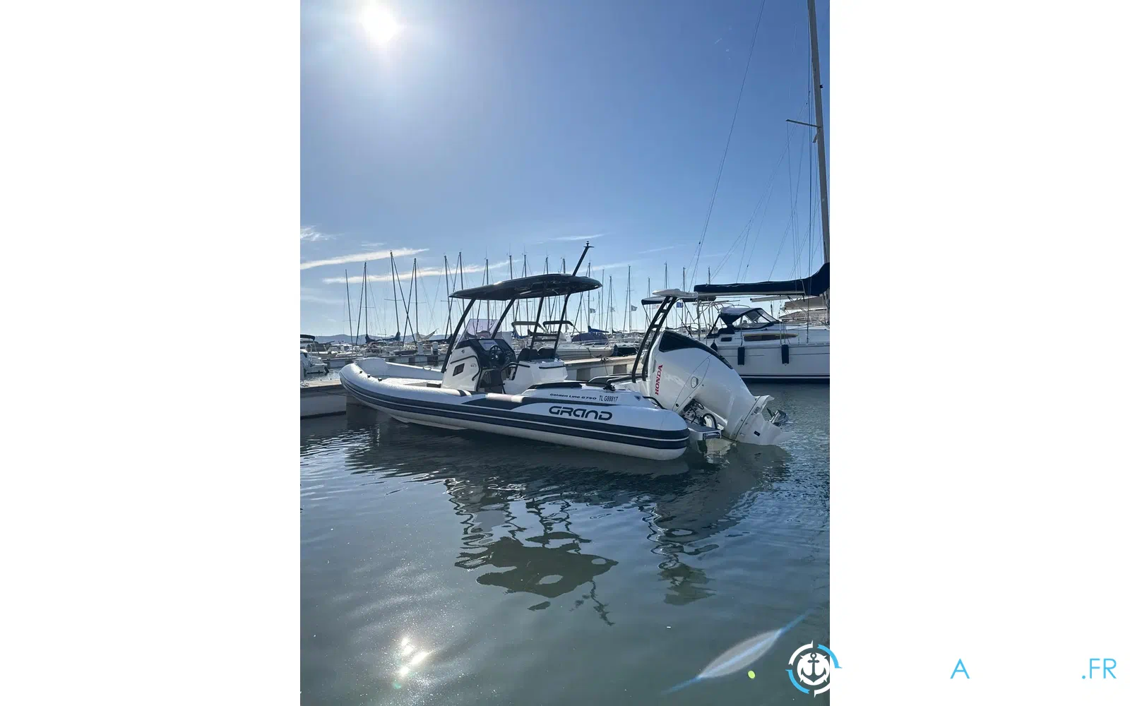 slider 4 Grand Golden Line G750