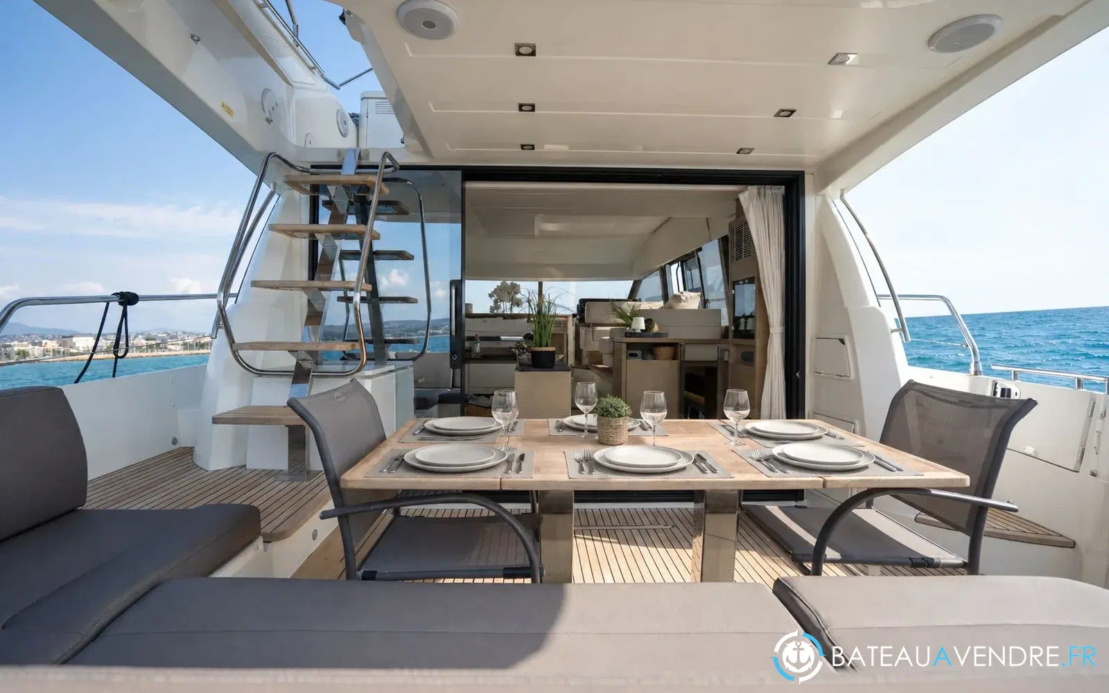 slider 36 Prestige Yachts 520 Fly
