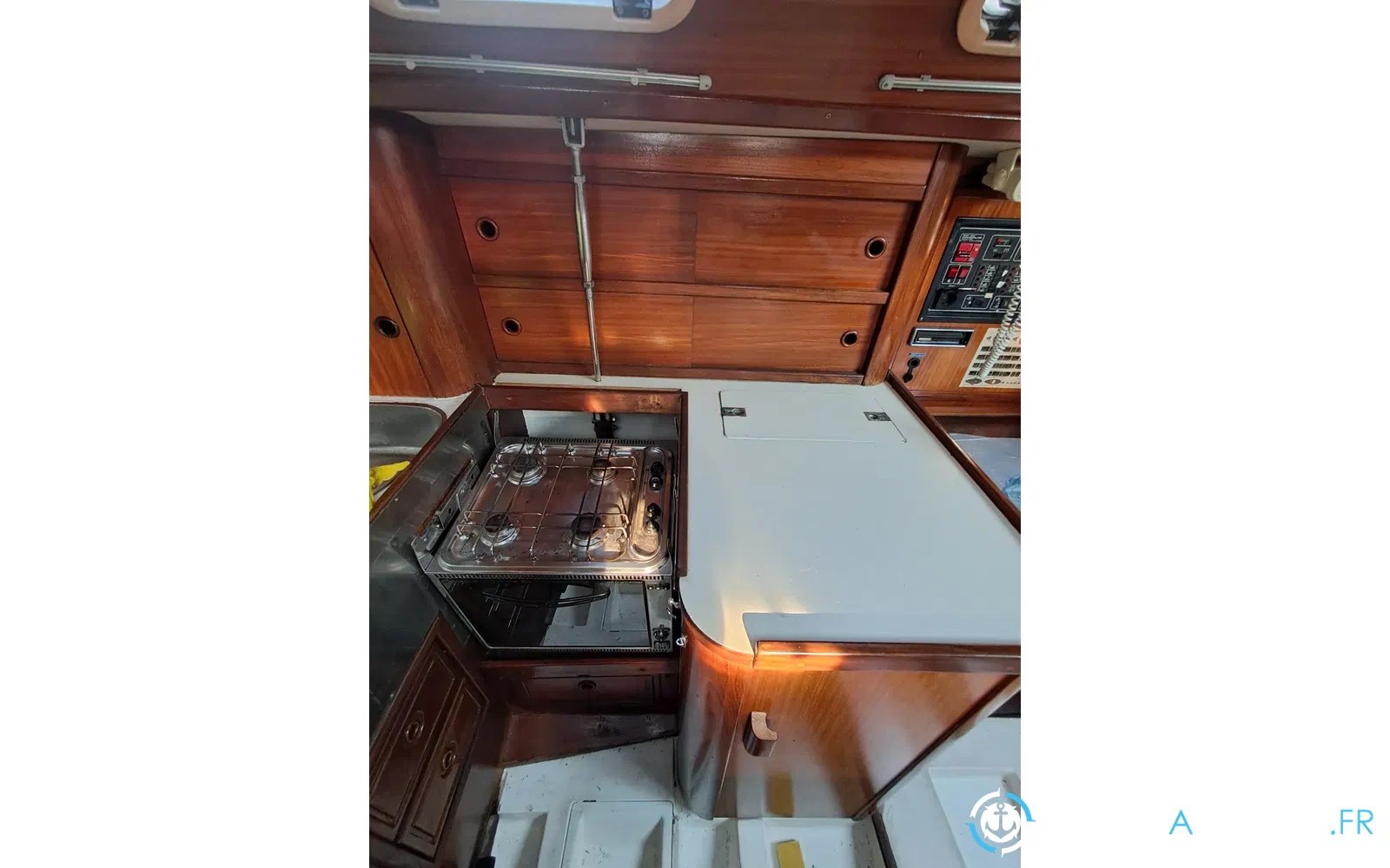 slider 11 Elan Motoryachts Elan 43