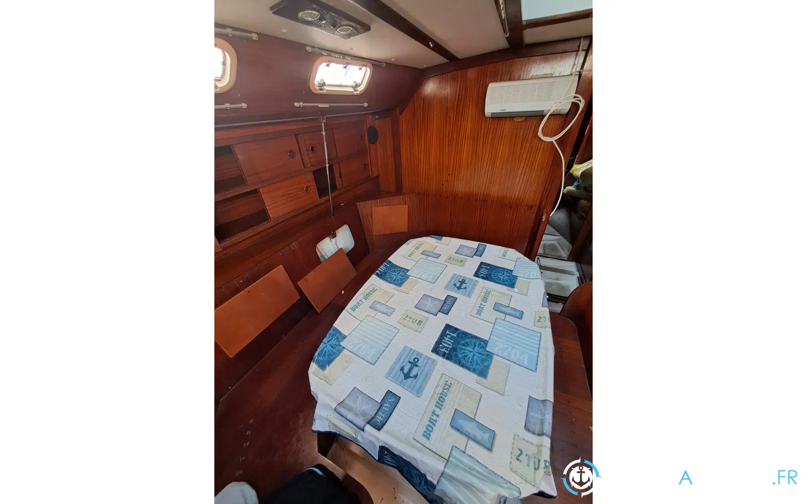 slider 13 Elan Motoryachts Elan 43