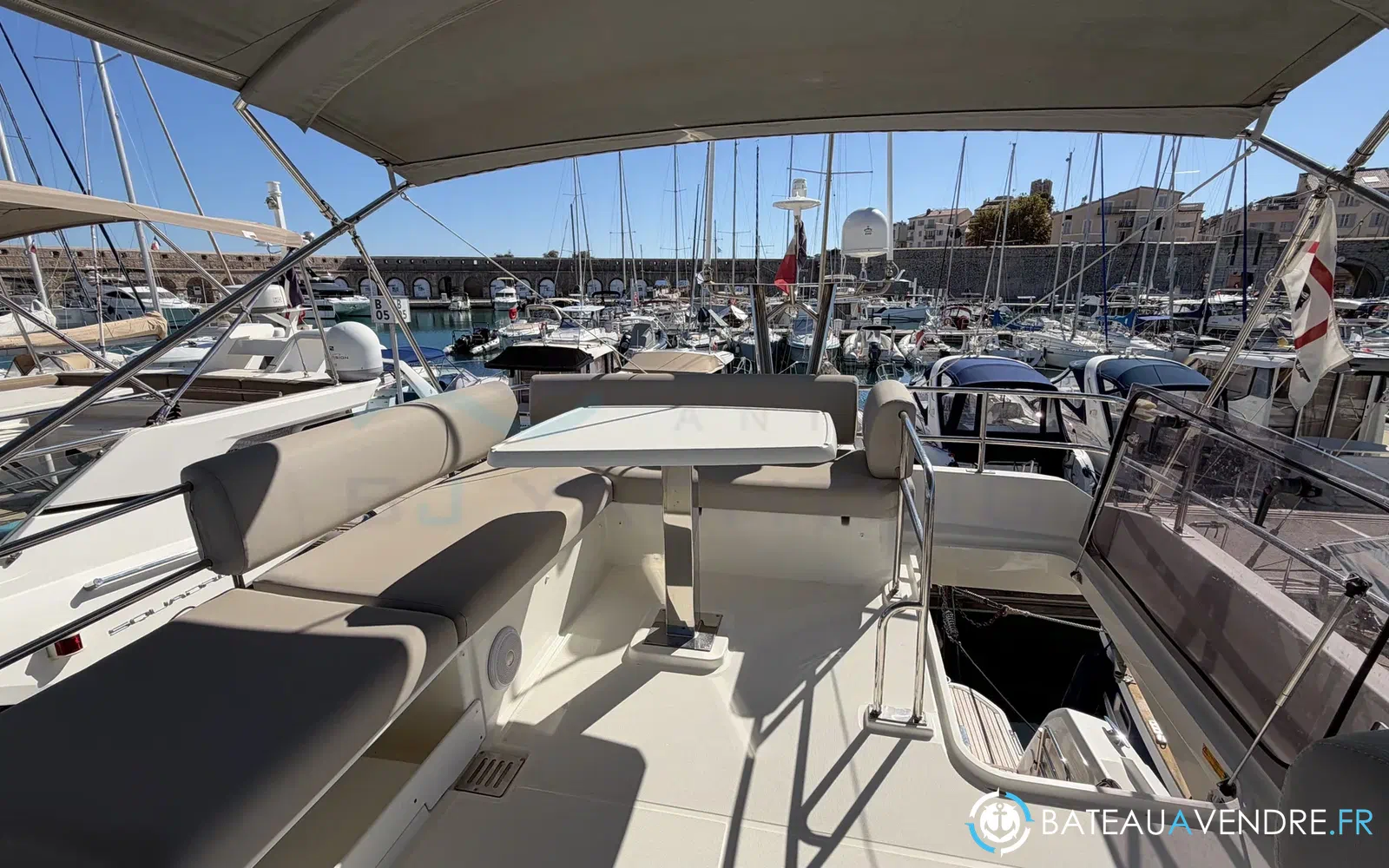 slider 12 Prestige Yachts 420 Fly