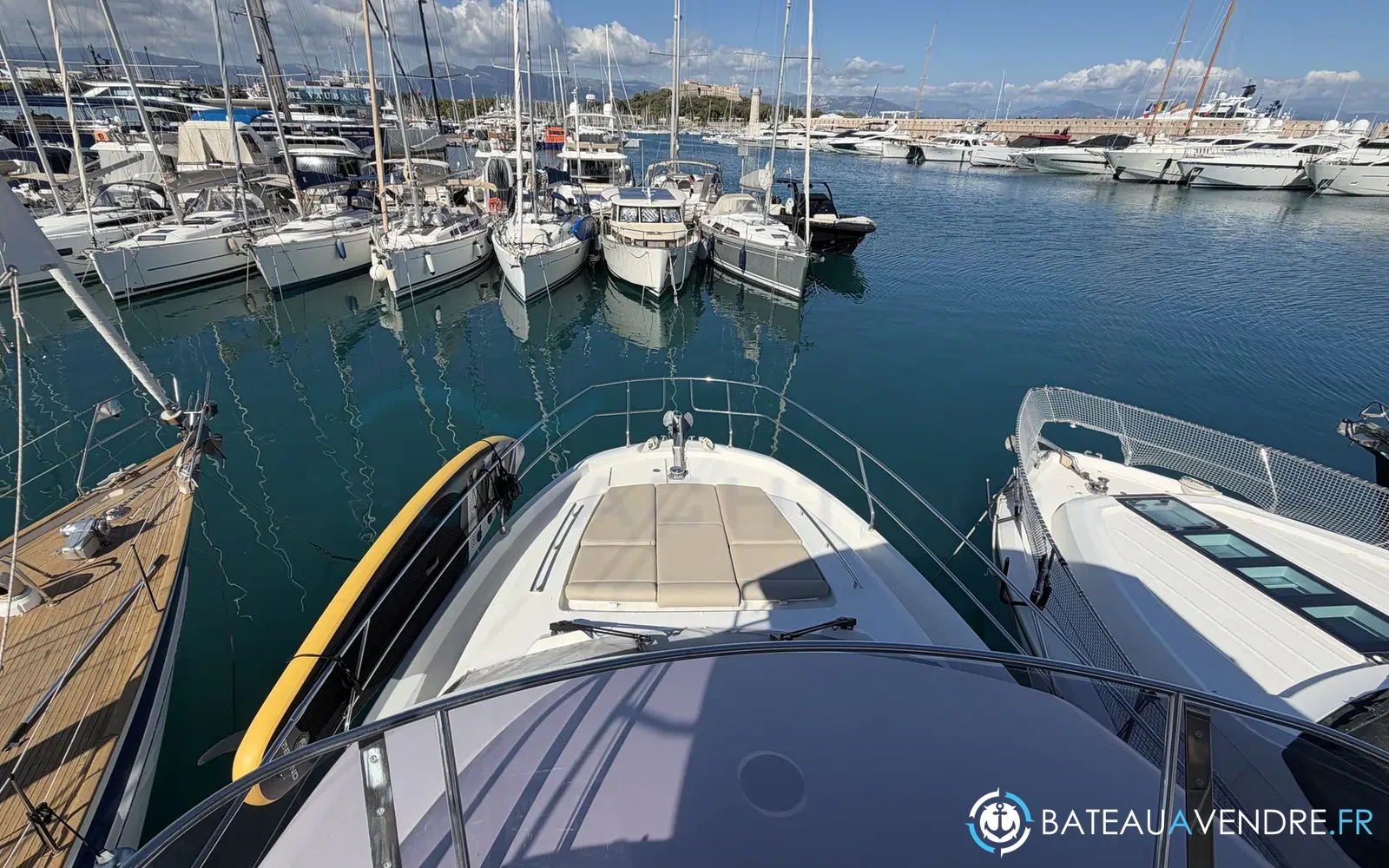 slider 14 Prestige Yachts 420 Fly