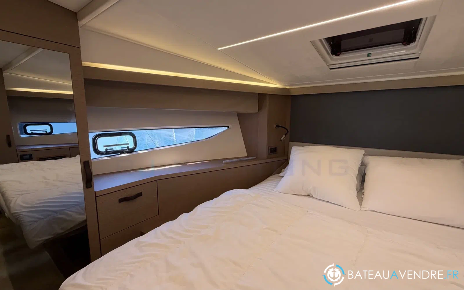 slider 26 Prestige Yachts 420 Fly