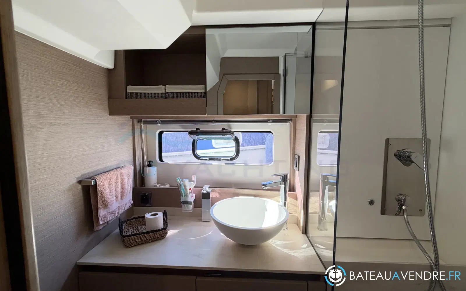 slider 28 Prestige Yachts 420 Fly