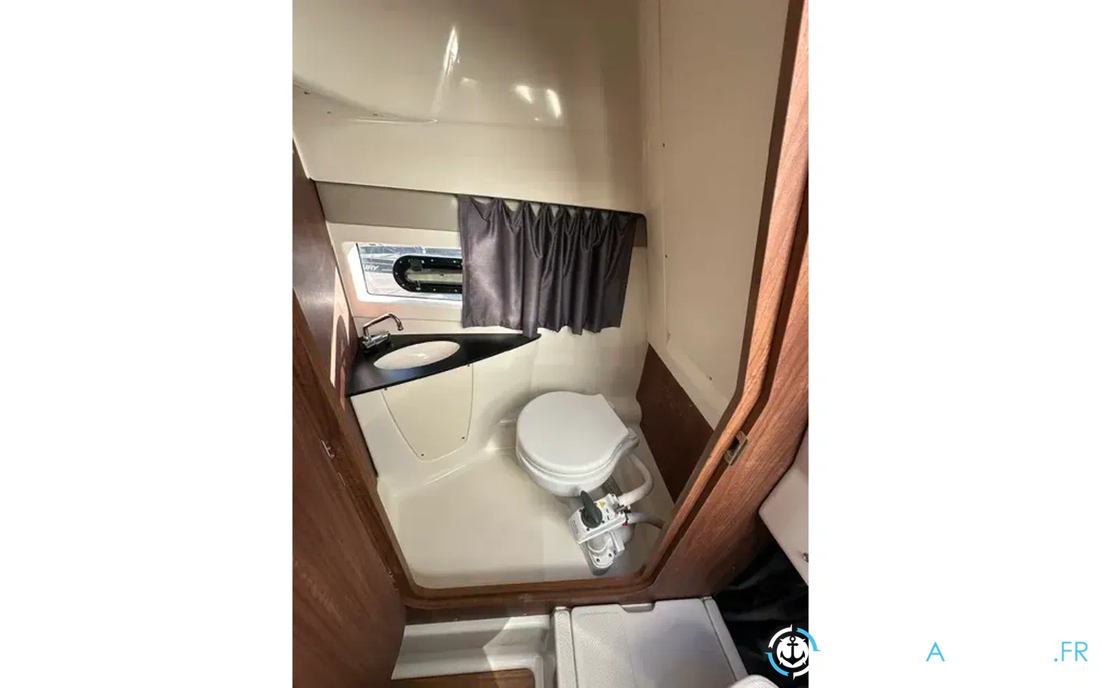 slider 13 Quicksilver 805 Sundeck