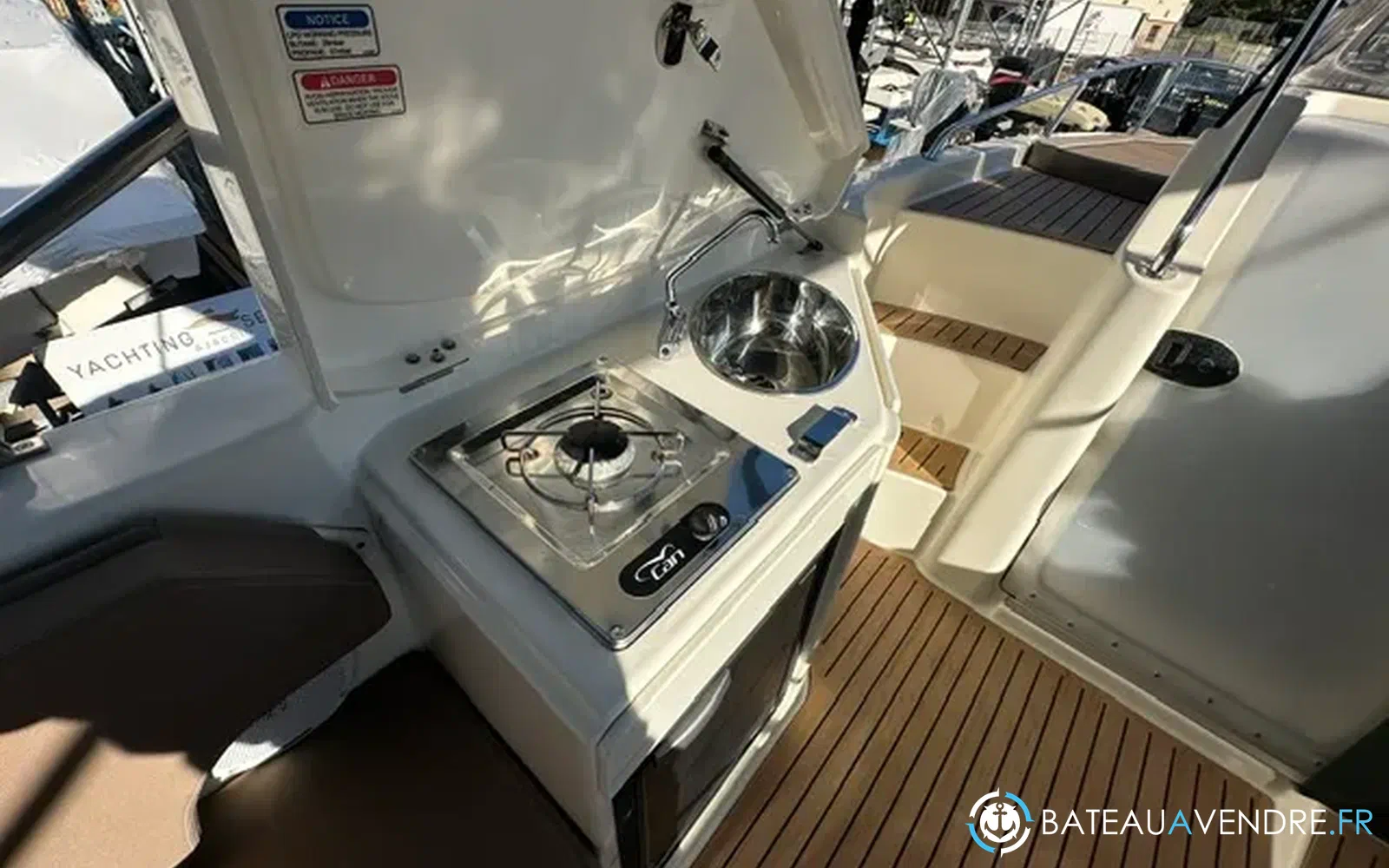 slider 14 Quicksilver 805 Sundeck