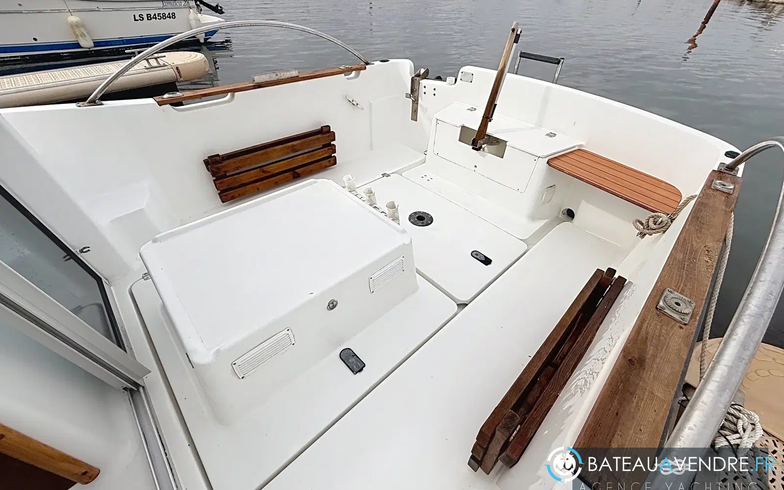 slider 7 Beneteau Antares 620