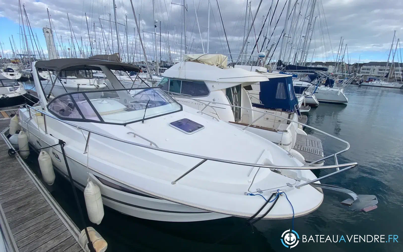 slider 0 Jeanneau Leader 8