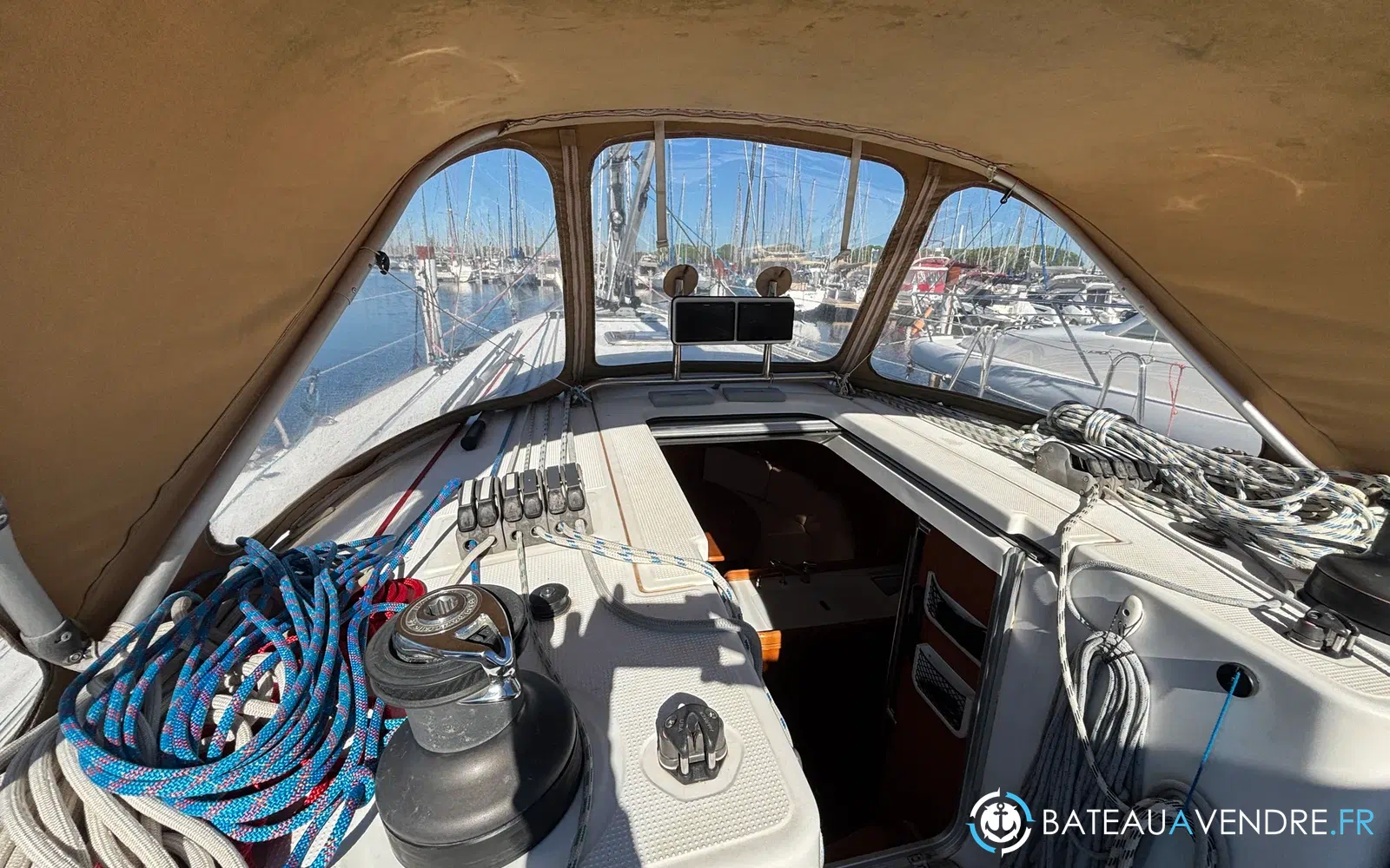 slider 11 Beneteau First 44.7