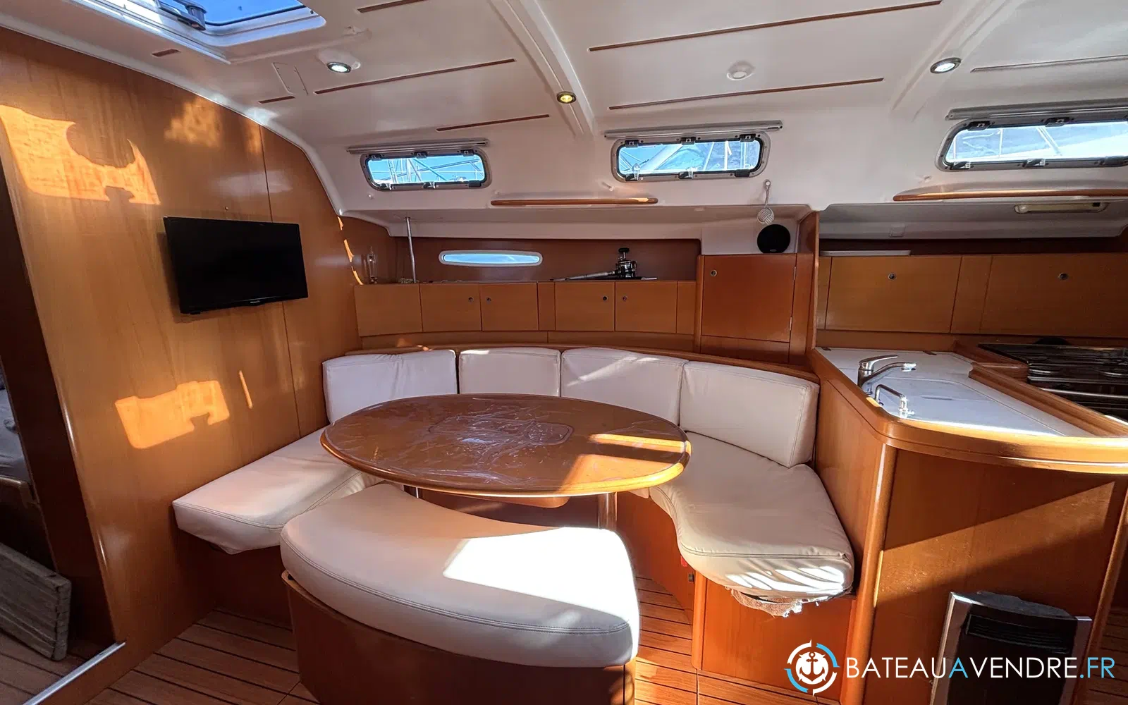 slider 23 Beneteau First 44.7