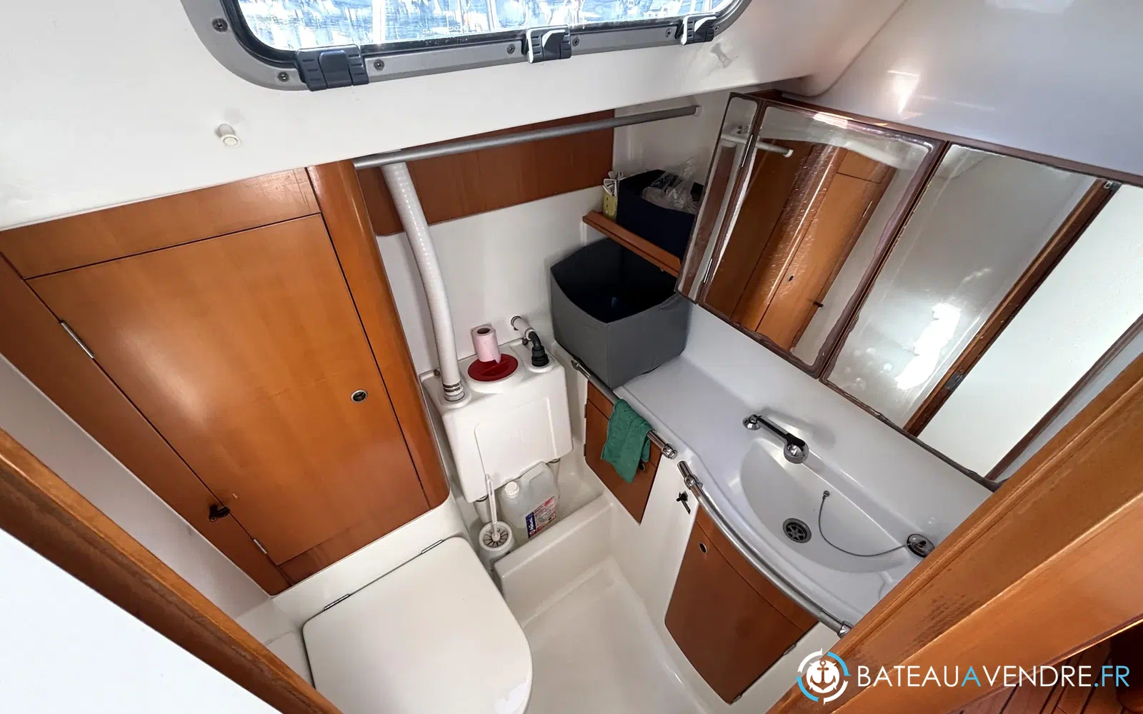 slider 41 Beneteau First 44.7