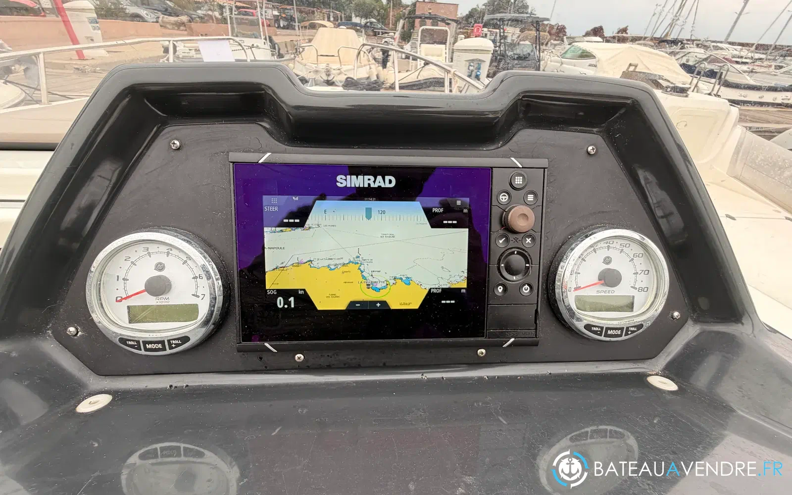 slider 25 Quicksilver Activ 755 Sundeck