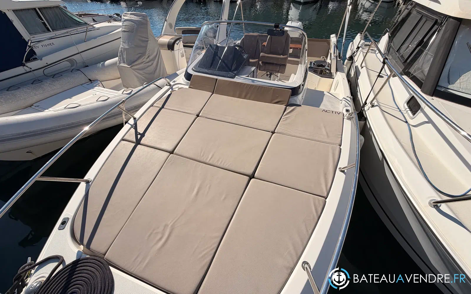 slider 9 Quicksilver Activ 755 Sundeck