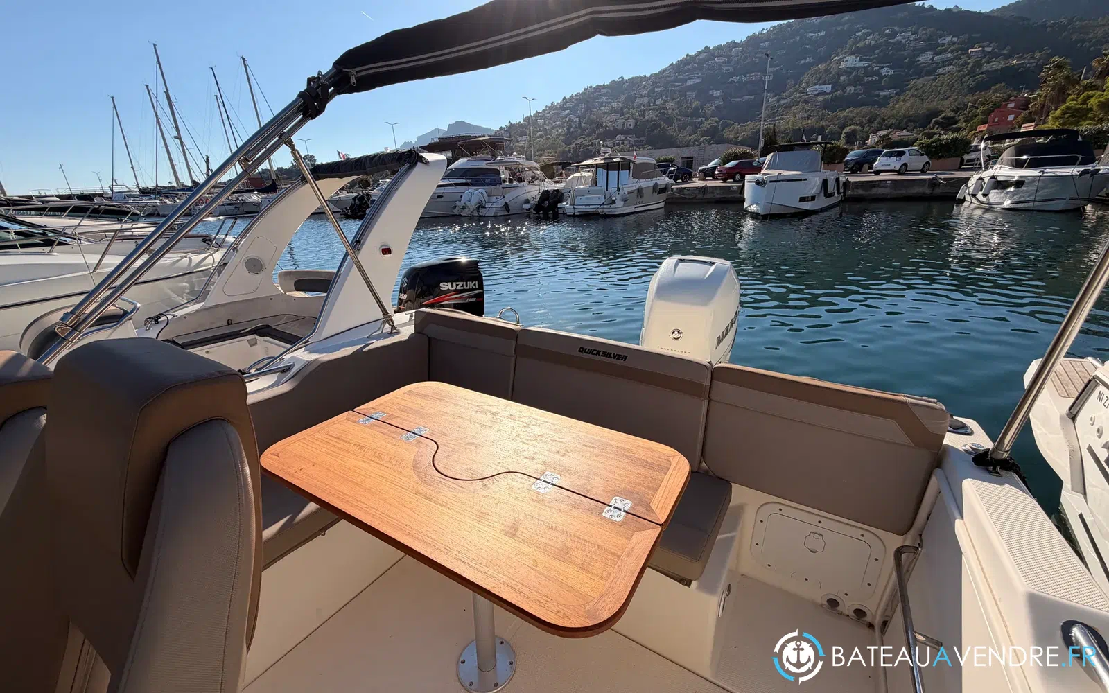 slider 15 Quicksilver Activ 755 Sundeck