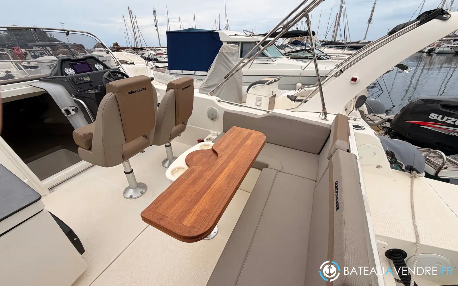 slider 10 Quicksilver Activ 755 Sundeck