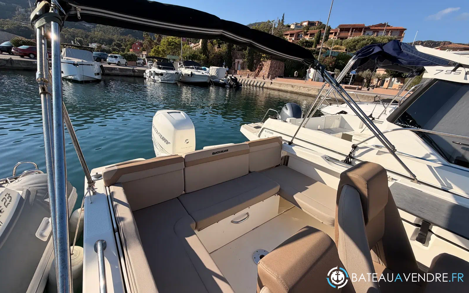 slider 18 Quicksilver Activ 755 Sundeck