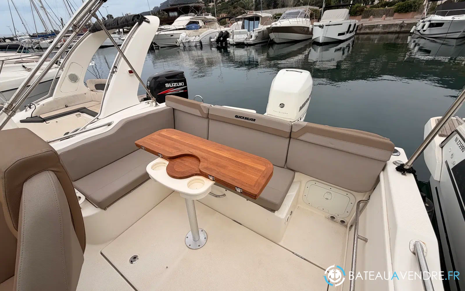 slider 9 Quicksilver Activ 755 Sundeck