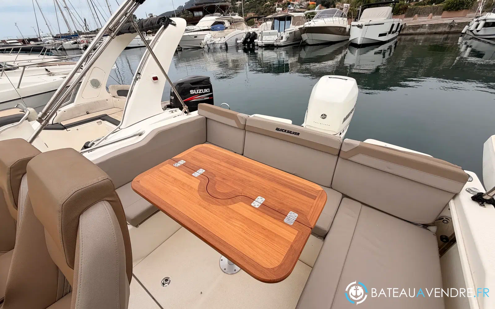 slider 8 Quicksilver Activ 755 Sundeck