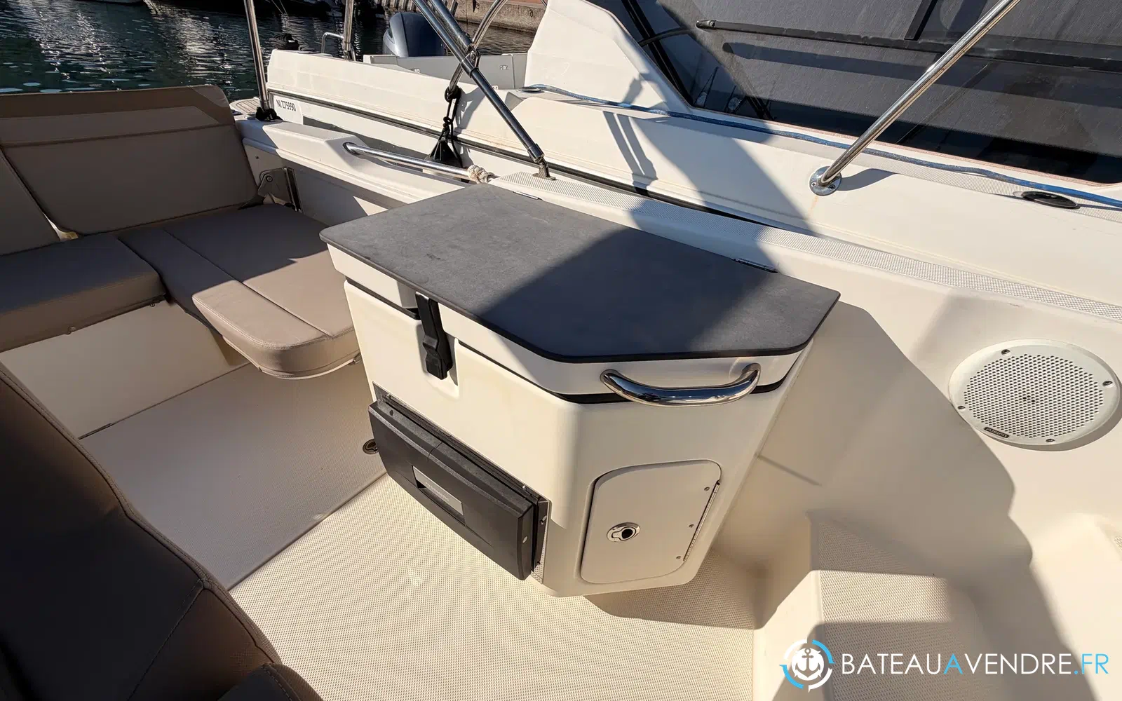 slider 26 Quicksilver Activ 755 Sundeck