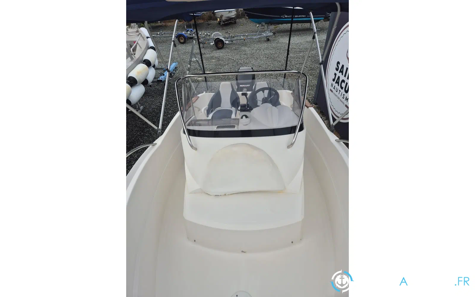 slider 17 Quicksilver 555 Commander