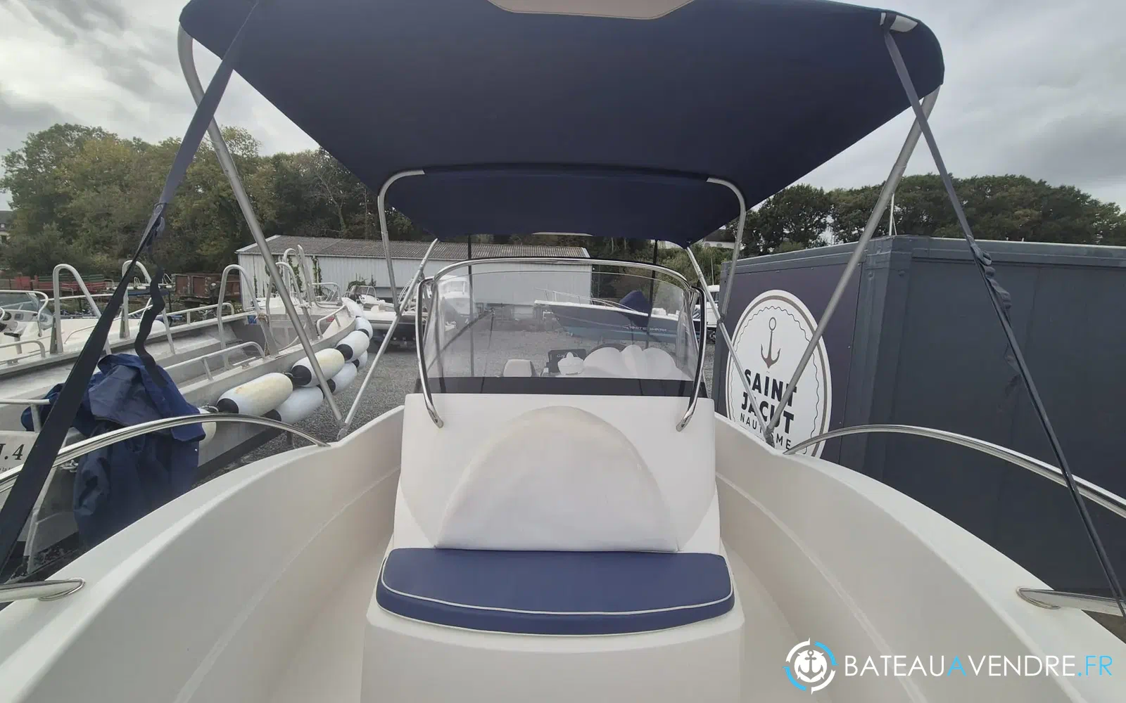 slider 10 Quicksilver 555 Commander