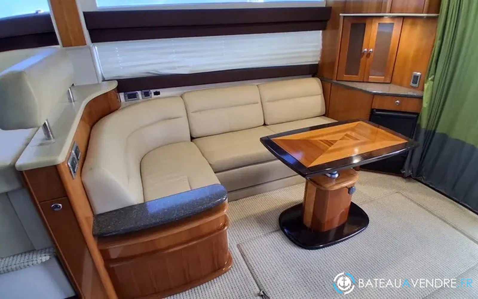 slider 8 Meridian Yacht 441