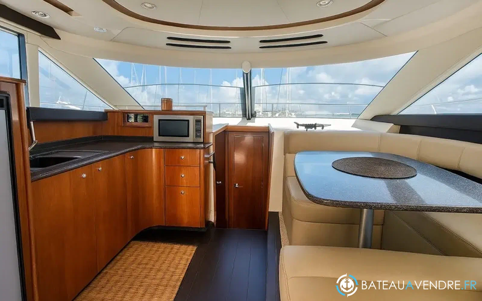 slider 9 Meridian Yacht 441