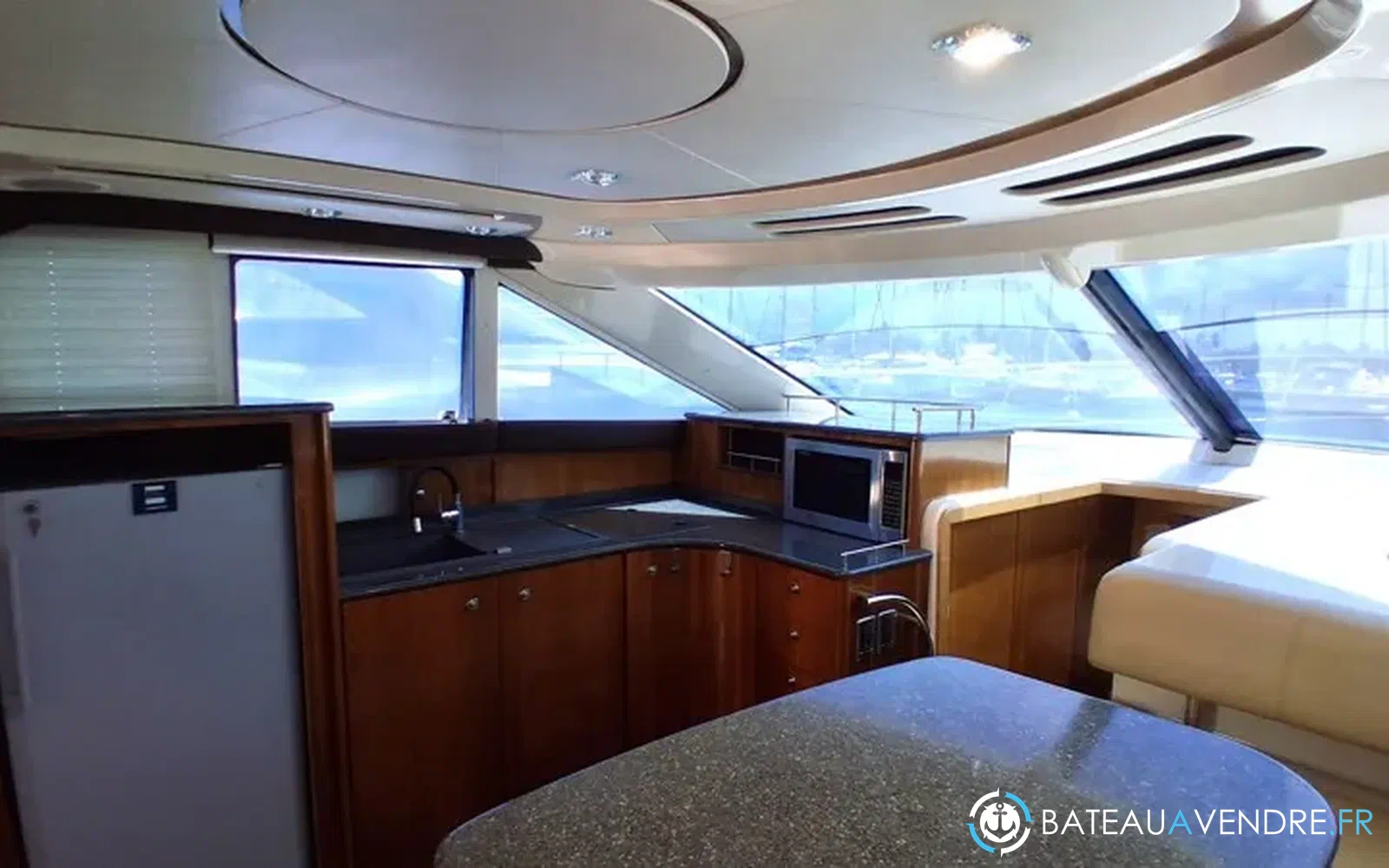 slider 10 Meridian Yacht 441