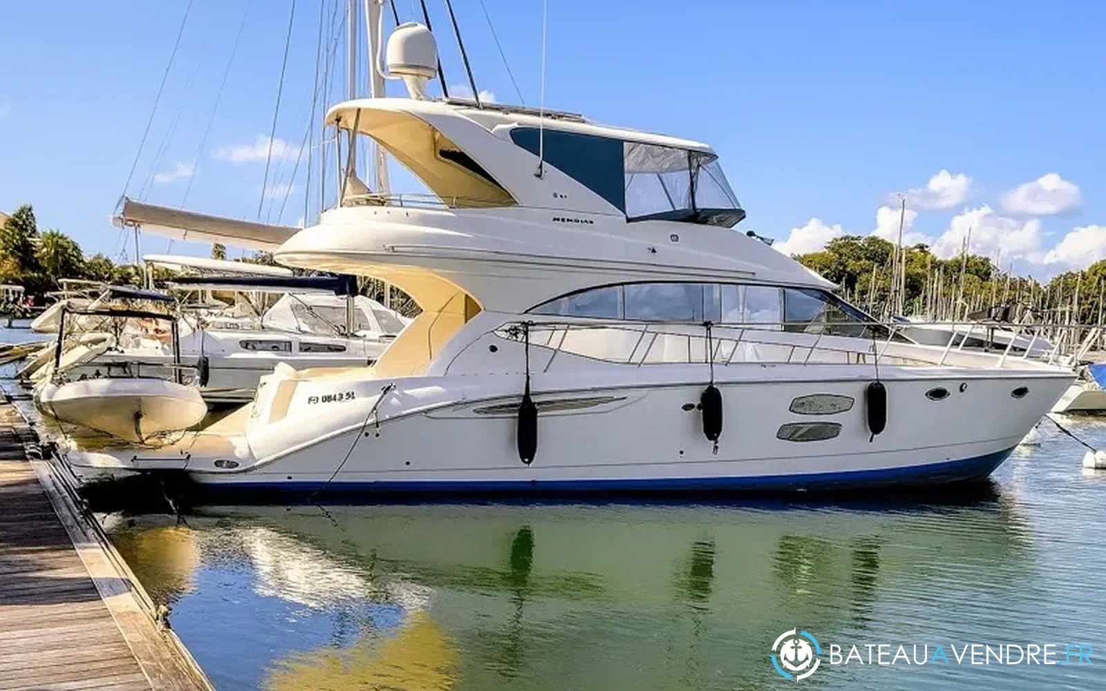 slider 0 Meridian Yacht 441