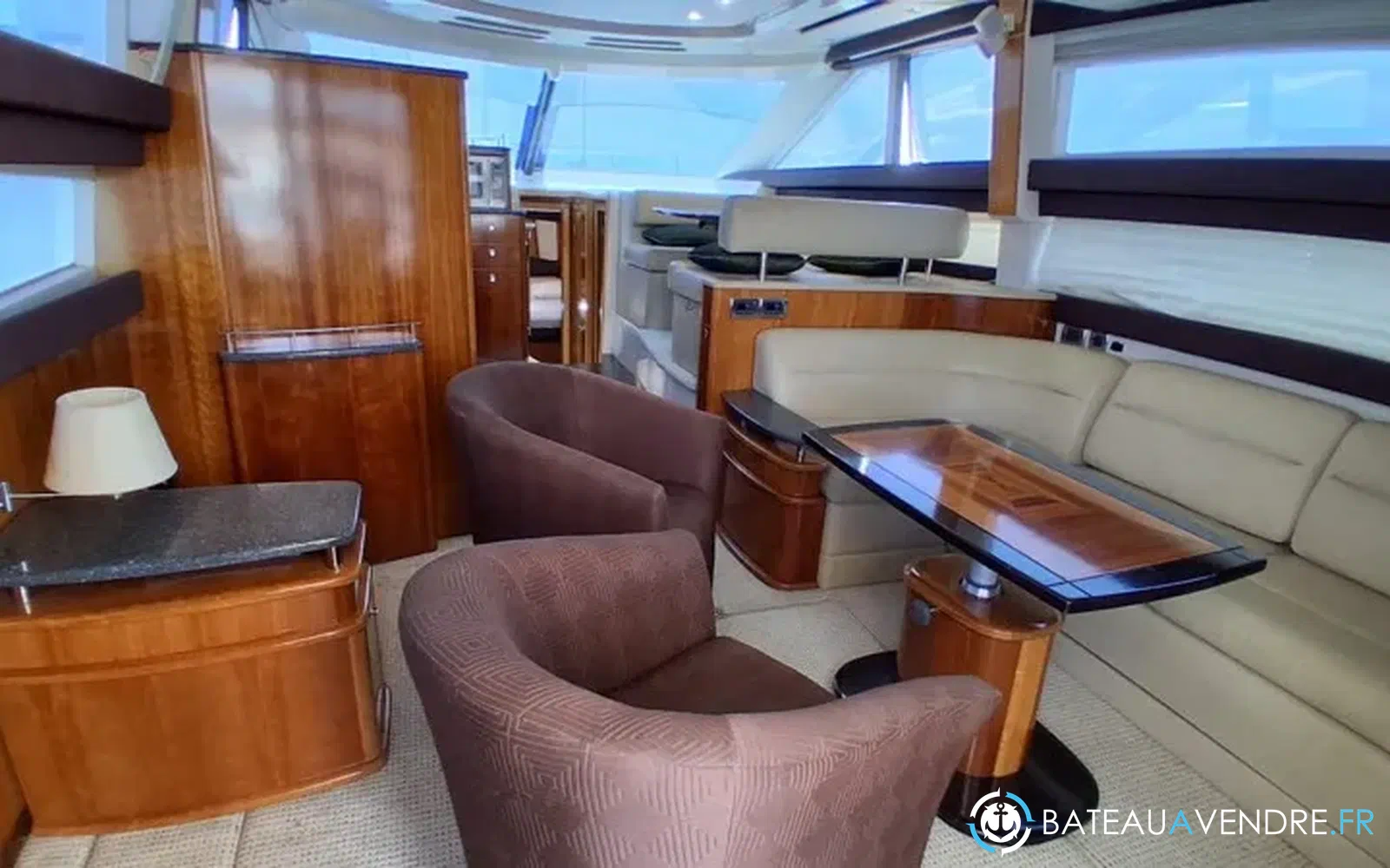 slider 6 Meridian Yacht 441