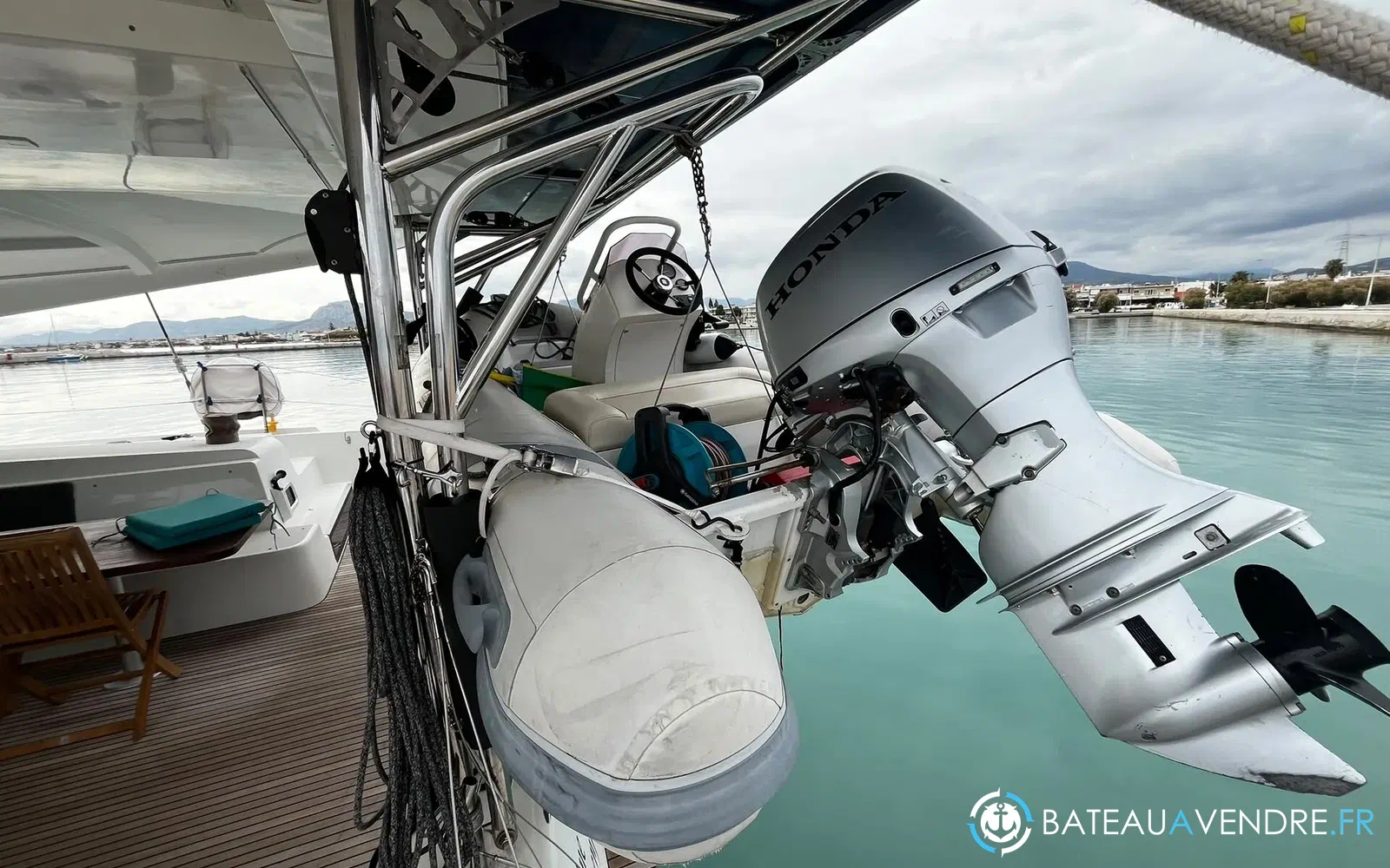 slider 19 Lagoon 42