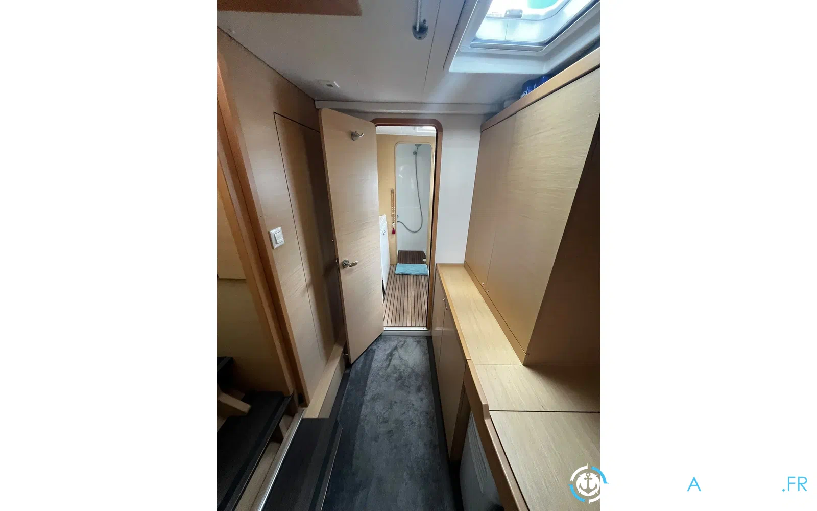 slider 27 Lagoon 42