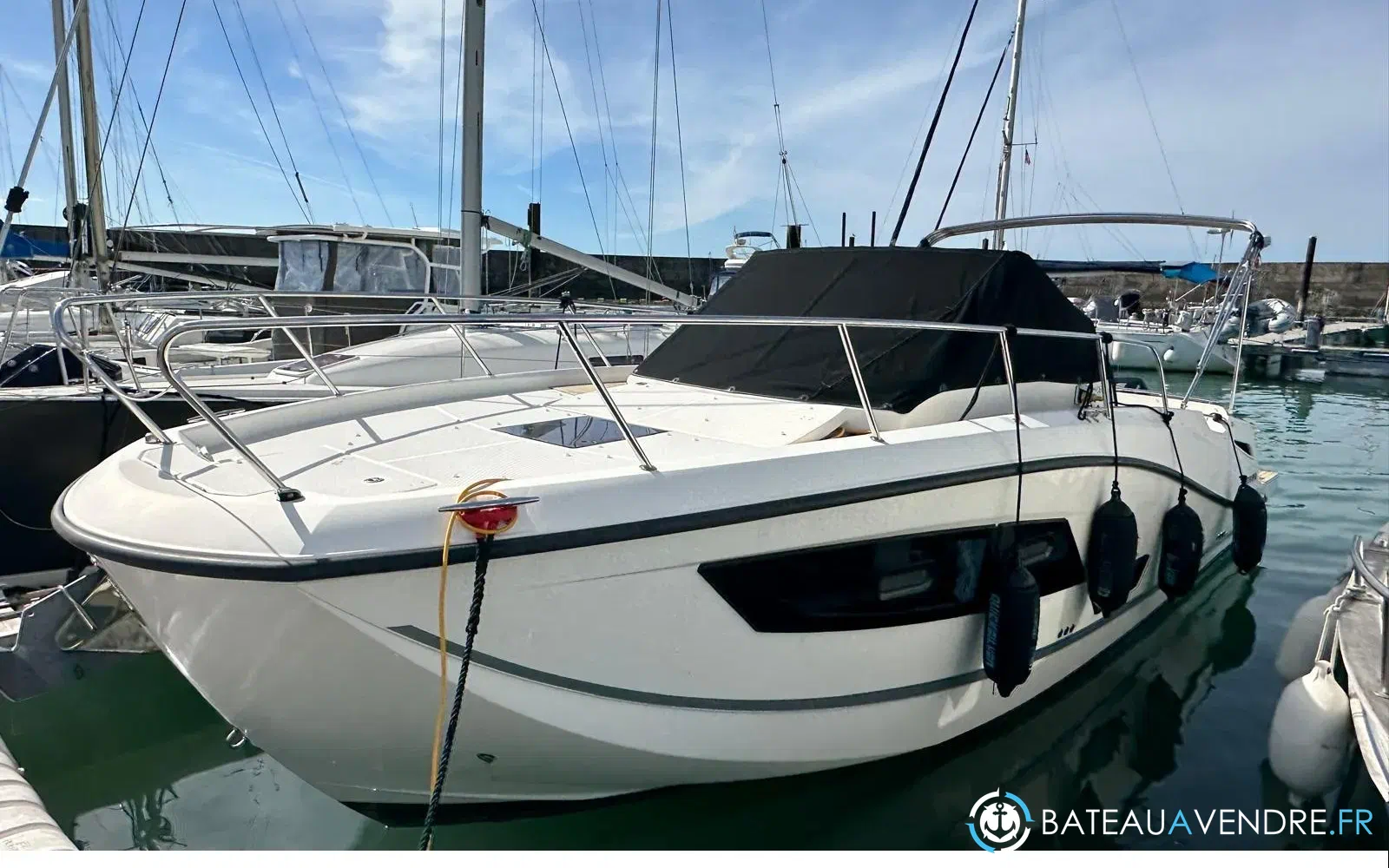 slider 1 Quicksilver Activ 875 Sundeck