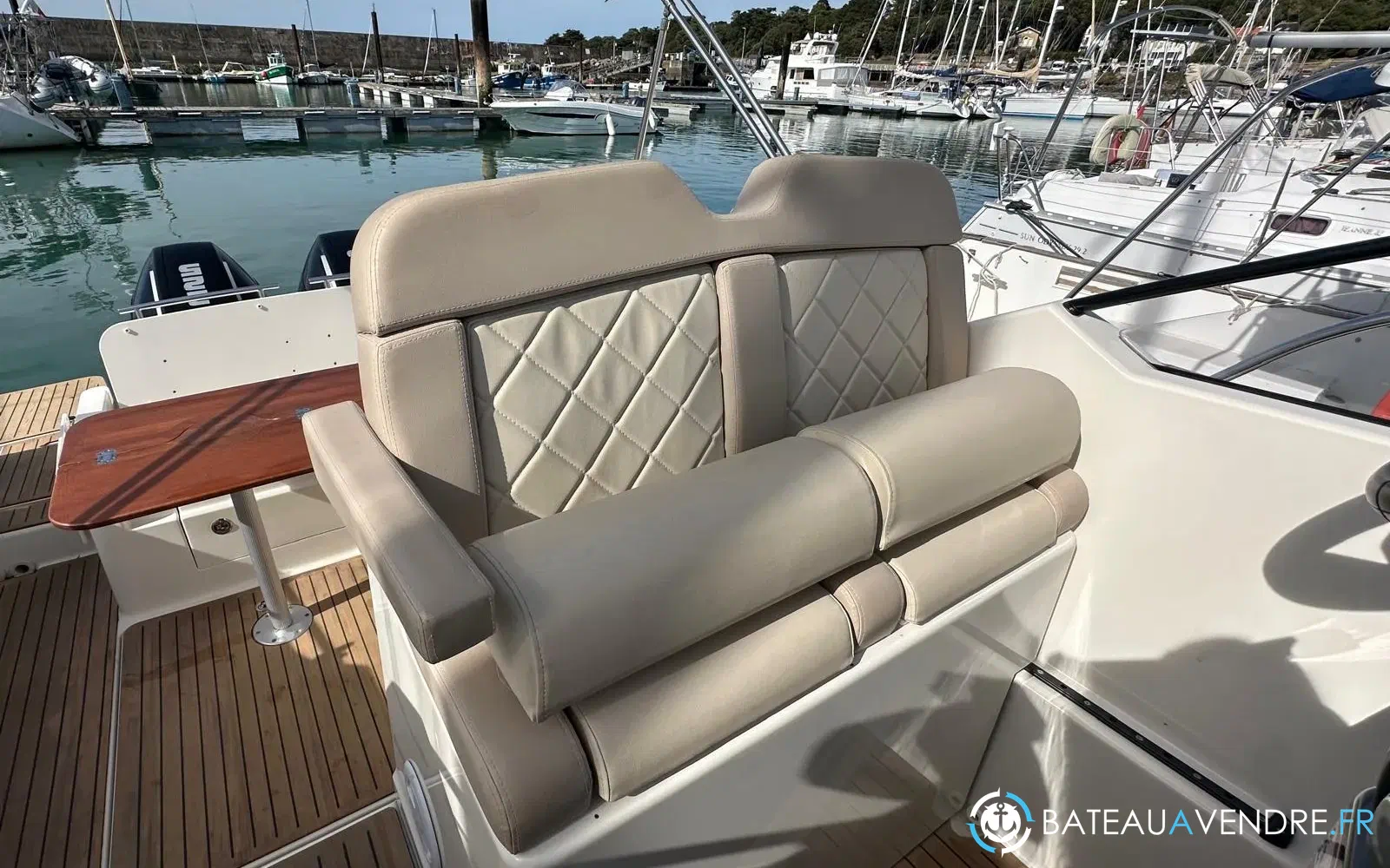 slider 7 Quicksilver Activ 875 Sundeck
