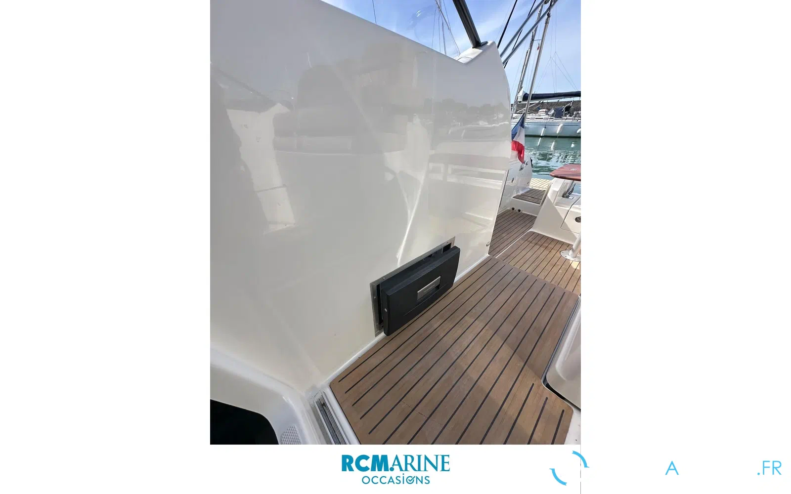 slider 8 Quicksilver Activ 875 Sundeck