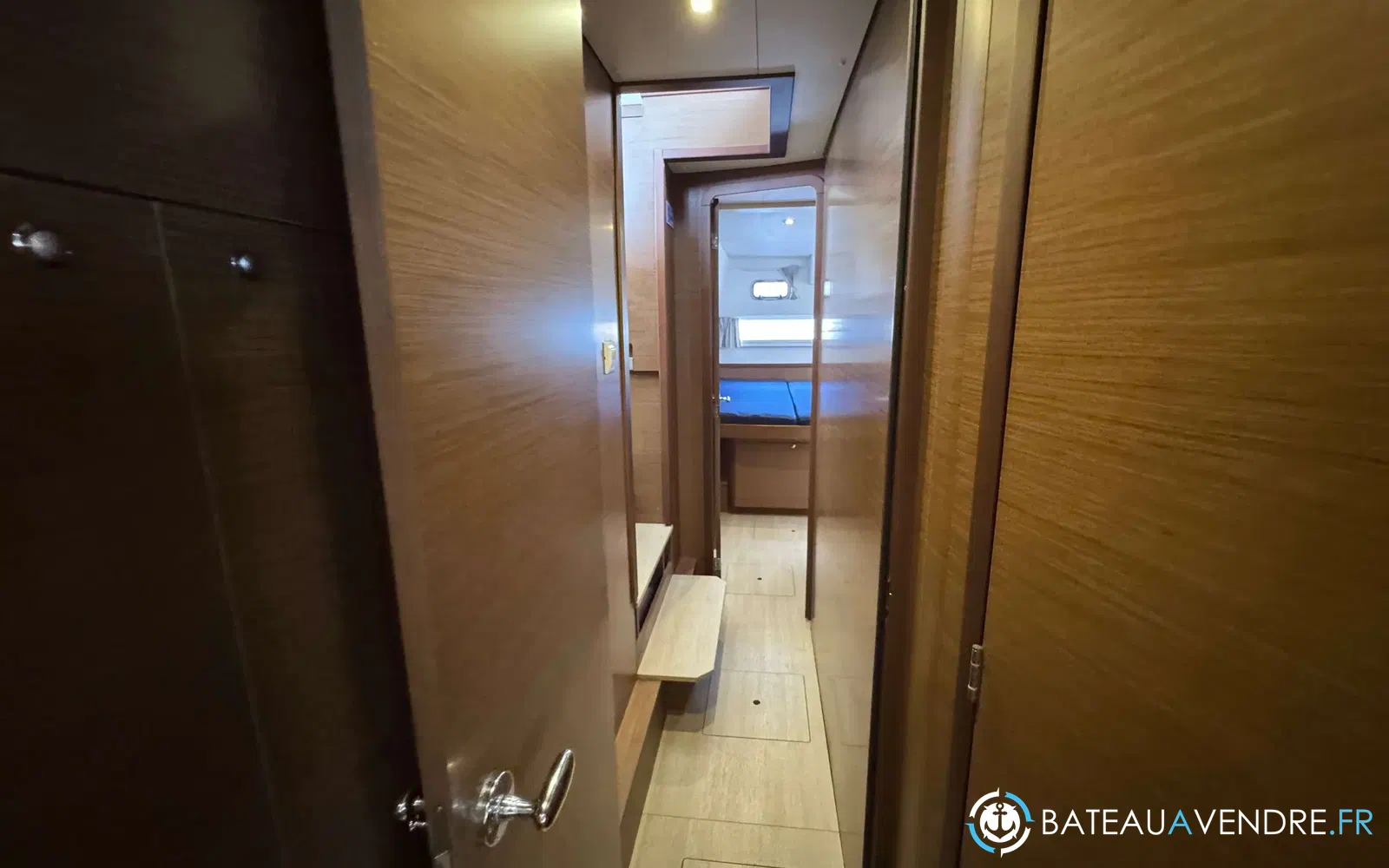 slider 24 Lagoon 42