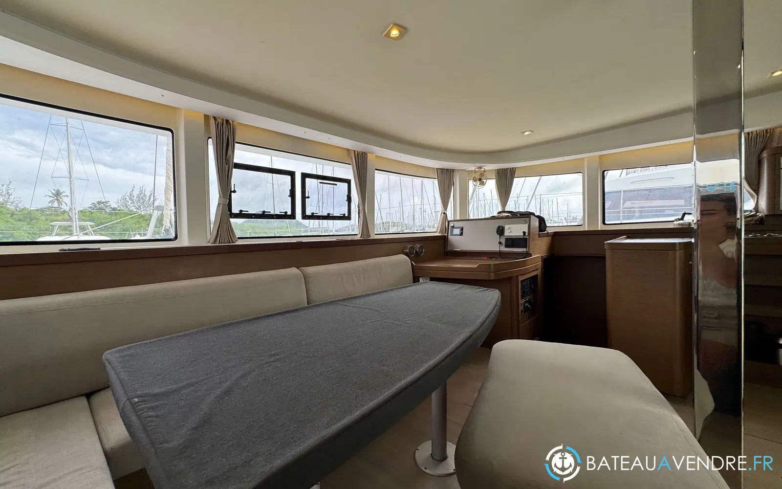 slider 30 Lagoon 42