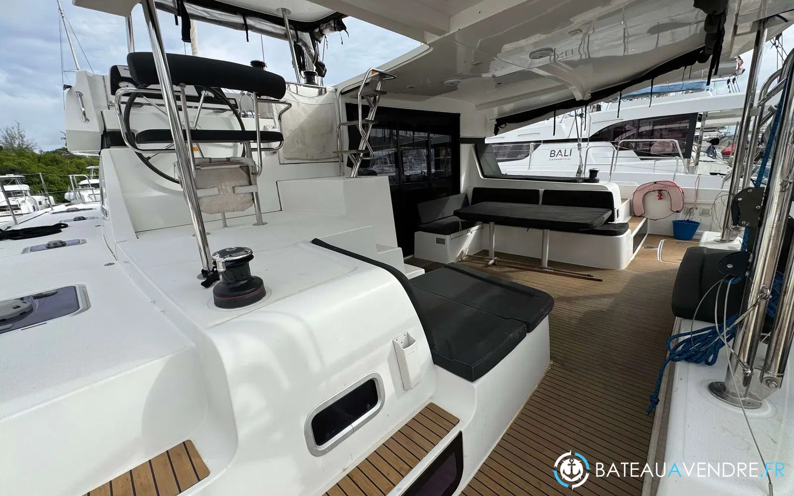 slider 47 Lagoon 42
