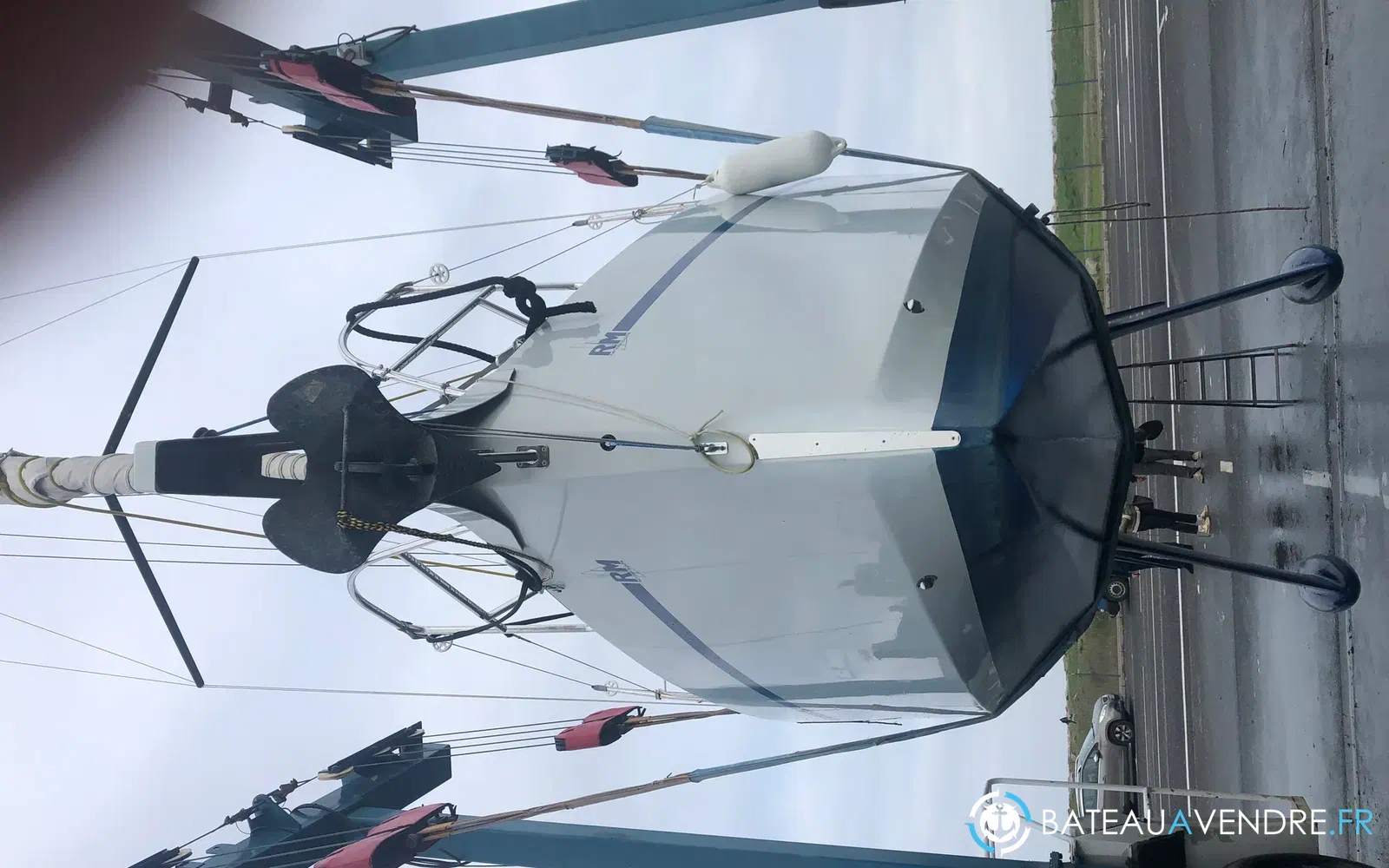 slider 15 RM Yachts RM 890