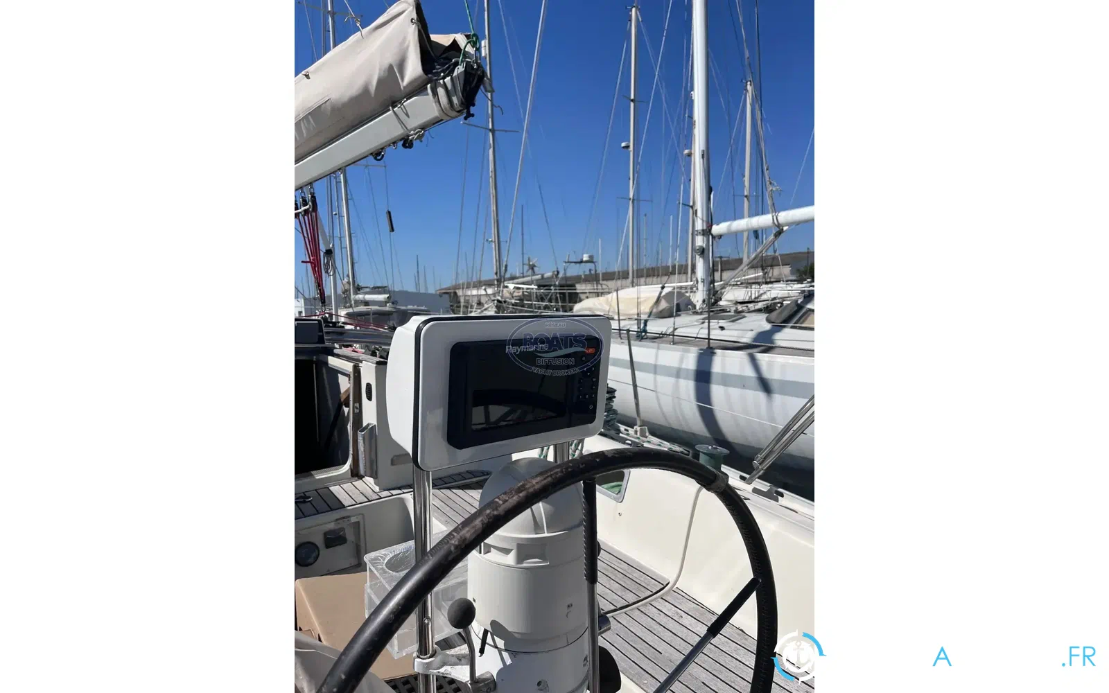 slider 12 Jeanneau Sun Fizz 40