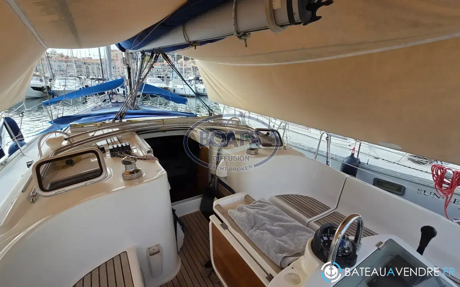 slider 3 Beneteau Oceanis 411