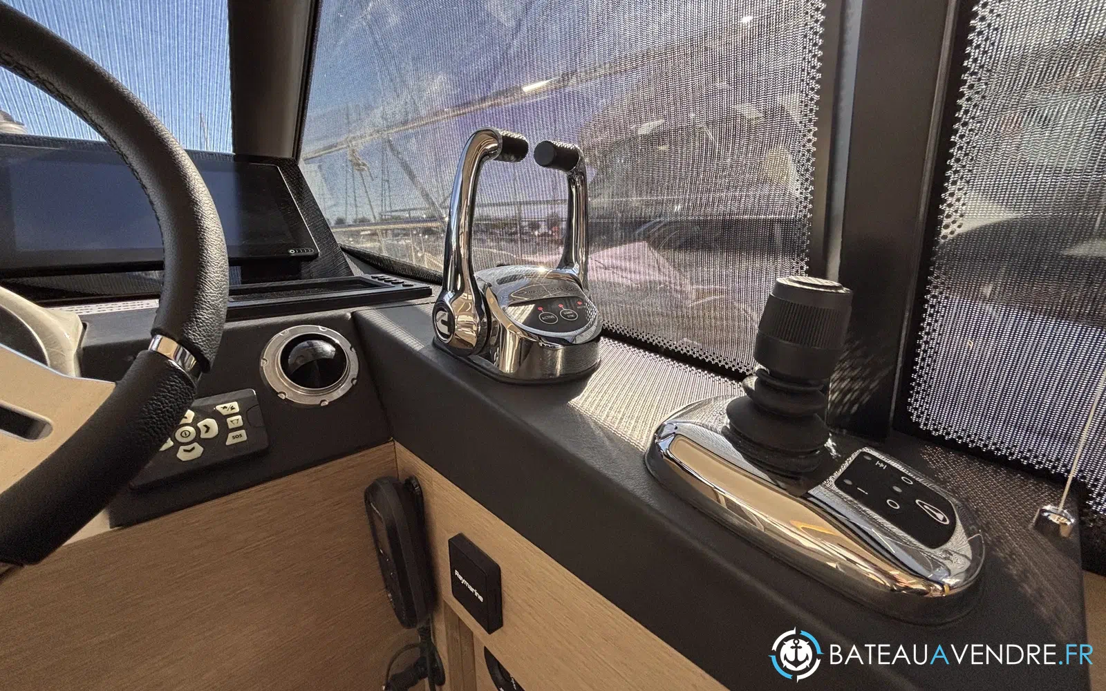 slider 12 Prestige Yachts 420 Fly