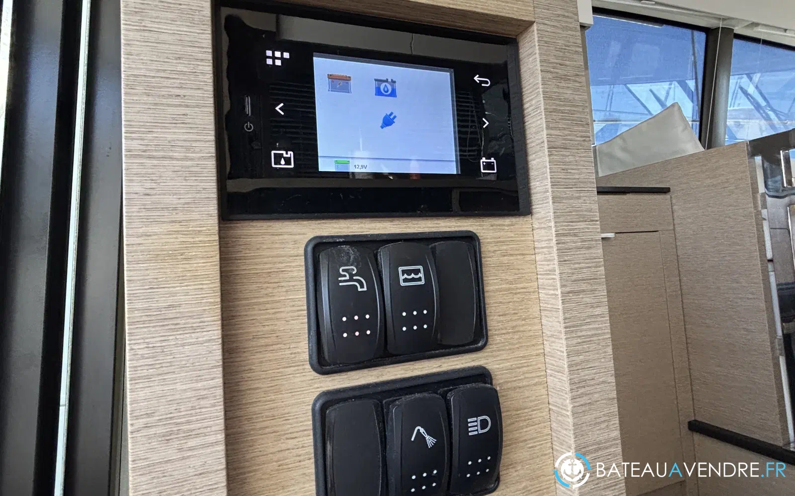 slider 15 Prestige Yachts 420 Fly