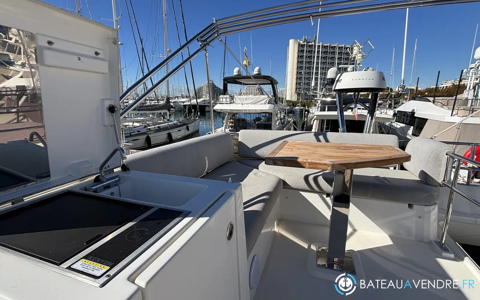 slider 29 Prestige Yachts 420 Fly