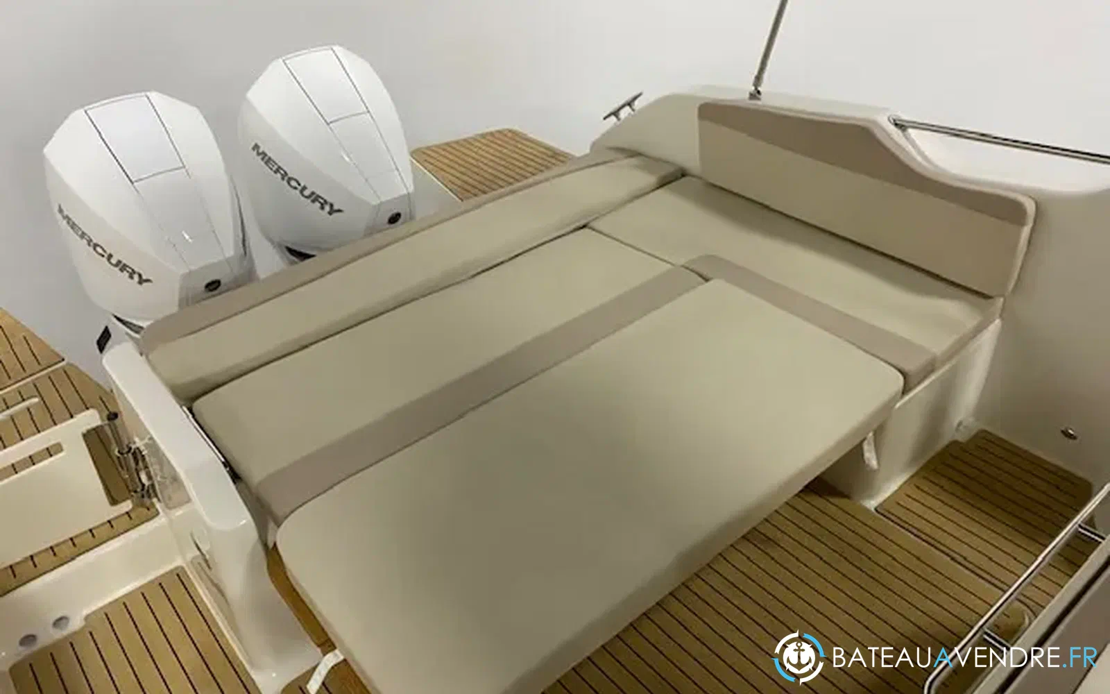 slider 13 Quicksilver Activ 875 Sundeck