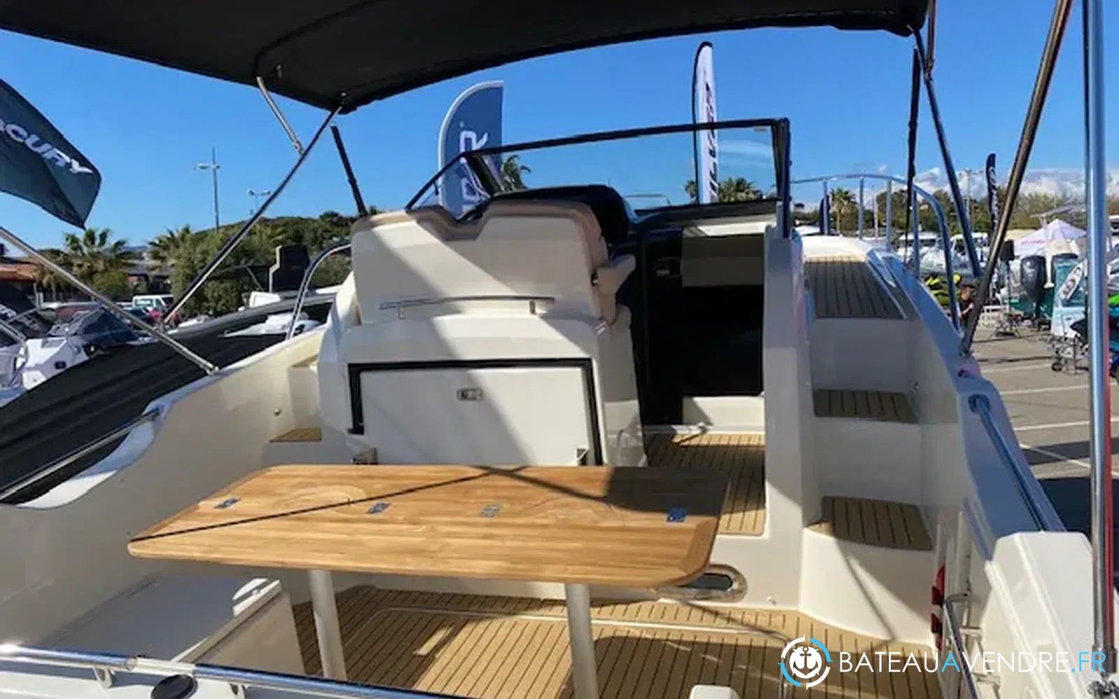 slider 1 Quicksilver Activ 875 Sundeck