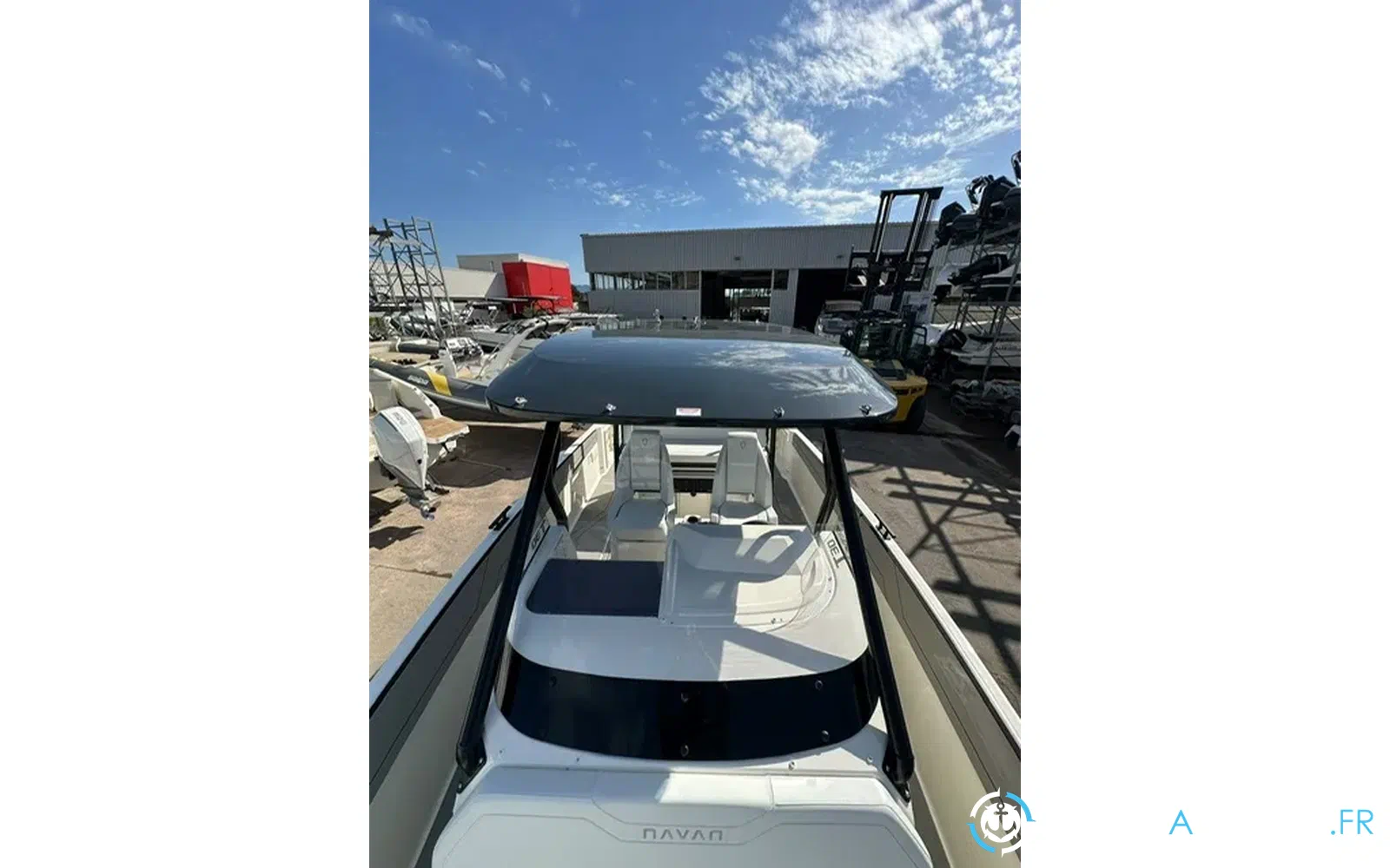 slider 2 Navan T30
