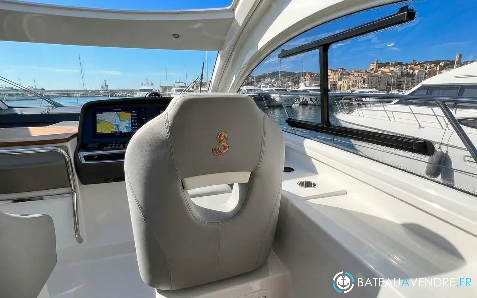 slider 8 Beneteau Monte Carlo 42