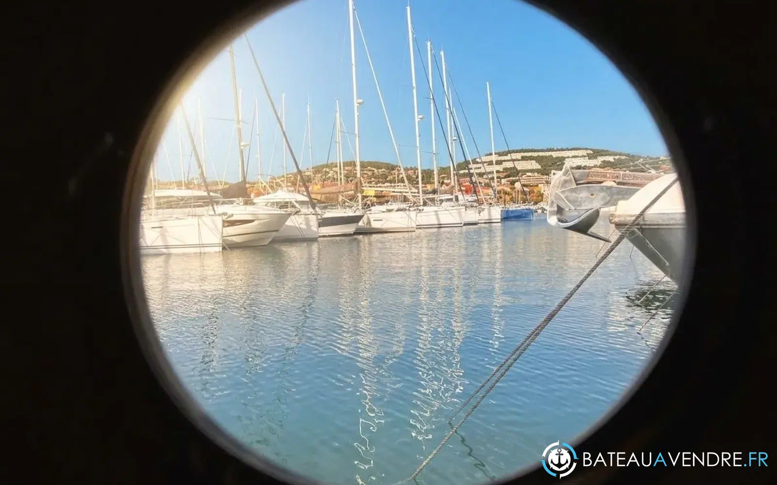 slider 23 Beneteau Monte Carlo 42